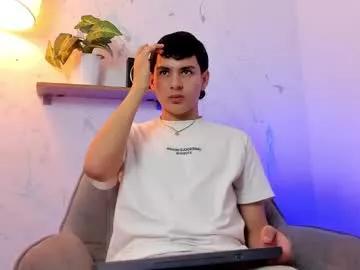 andrewrestrepo from Chaturbate is Freechat