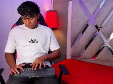 Andy_jones7 from Chaturbate