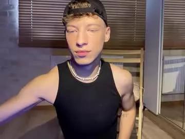 andytwinkkk from Chaturbate is Freechat