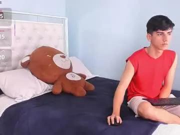 Andyy_big_cock from Chaturbate