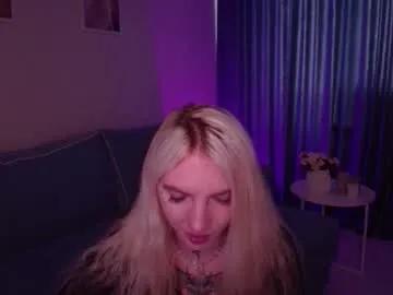 Annetenet from Chaturbate