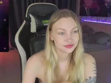 annie69kiss from Chaturbate