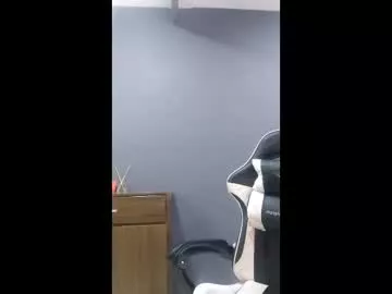 annie_hanss on Chaturbate 