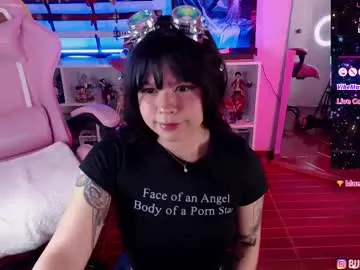 anniehikarii on Chaturbate 
