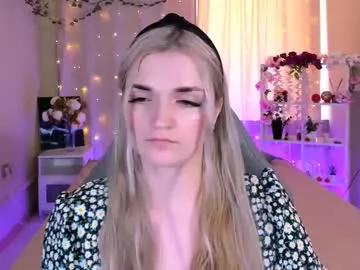 annyhandd from Chaturbate