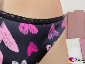 annywhitee from Chaturbate