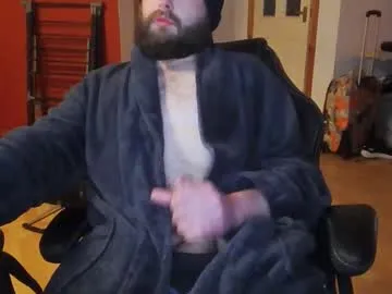 anontraveller on Chaturbate 