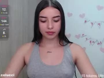 aratna_coluccii from Chaturbate