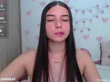 aratna_coluccii from Chaturbate