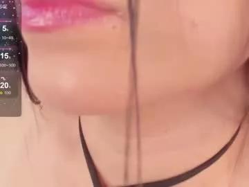 Aria_moont from Chaturbate