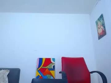 ariacoral from Chaturbate