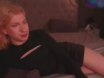 ariana_asti from Chaturbate