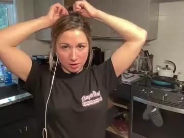 ariicutekitty from Chaturbate