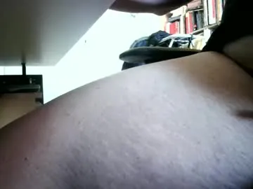 Armandbigcock_juceswallower from Chaturbate