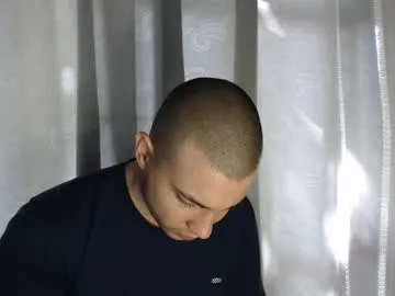 Armando_2002 from Chaturbate