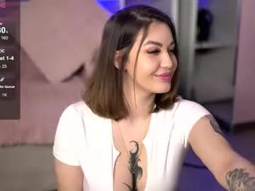 aryadeluna from Chaturbate