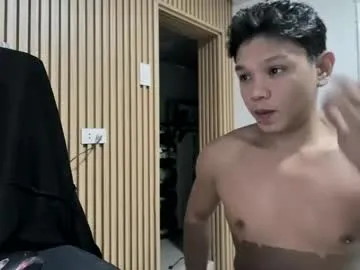 Asian_calid22xx from Chaturbate