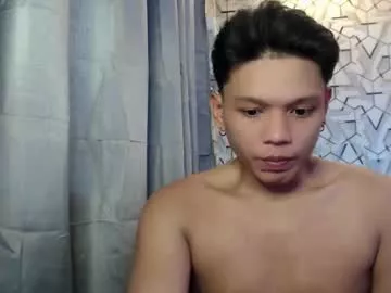 Asian_calid22xx from Chaturbate