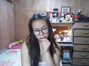 Asian_llory from Chaturbate