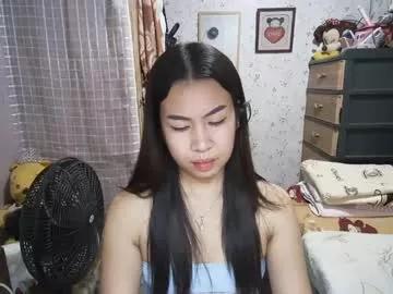 Asian_llory from Chaturbate