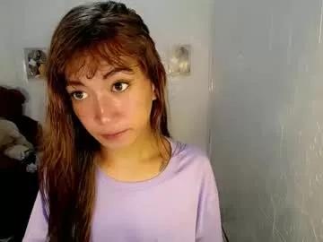 Asianbarbie05 from Chaturbate