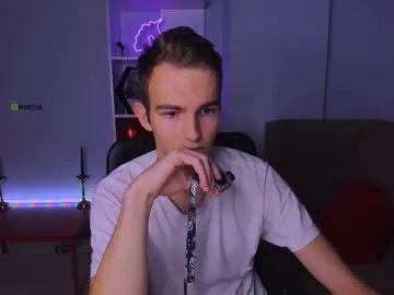 astren_villo from Chaturbate is Freechat