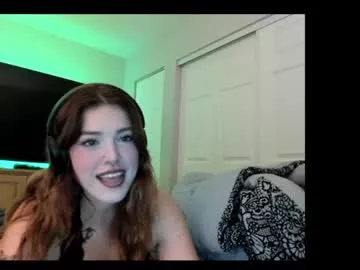 avalovesattention on Chaturbate 