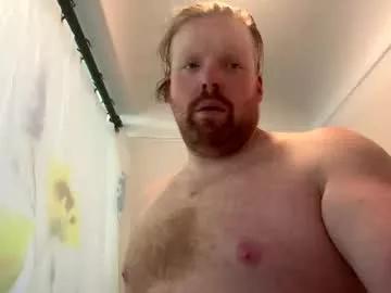 Averagedan90 from Chaturbate