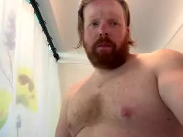 Averagedan90 from Chaturbate
