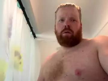 Averagedan90 from Chaturbate