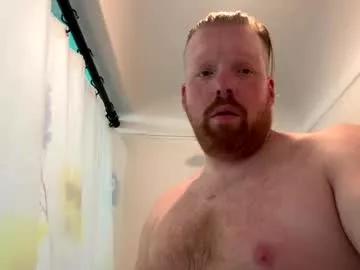 Averagedan90 from Chaturbate