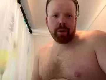 Averagedan90 from Chaturbate
