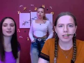 Try our streaming cams variety and talk on a personal level with our adorable girls streamers, showing off their bountiful shapes and dildos.