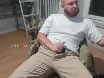 azagal22 on Chaturbate 