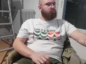 azagal22 on Chaturbate 