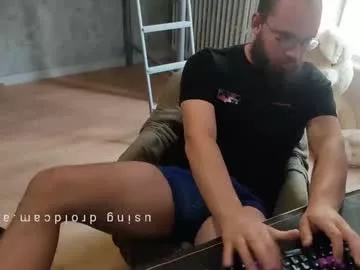 azagal22 on Chaturbate 