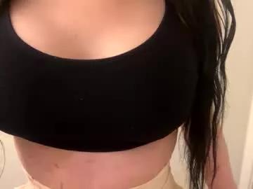 b8rb13 from Chaturbate