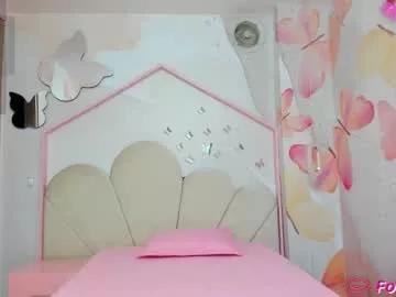 babyabril18 from Chaturbate