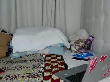 baddie_caramell from Chaturbate