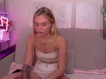 barbie_lillie from Chaturbate