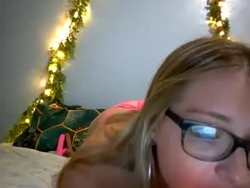 Barbiebadd2013 from Chaturbate