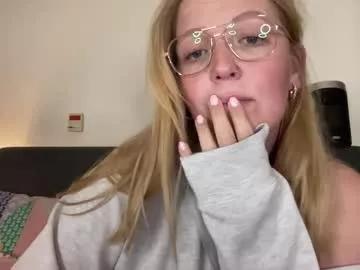barbiegirl966 from Chaturbate