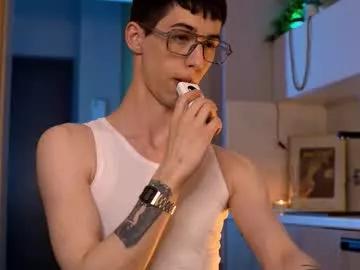 bbrandon_ from Chaturbate