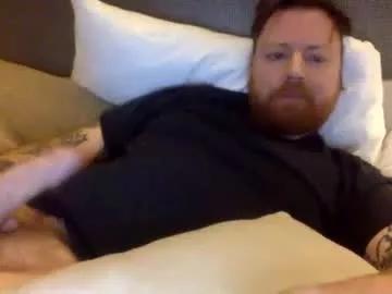 Beewolf25 from Chaturbate