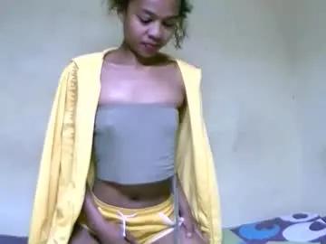 bella193999 from Chaturbate