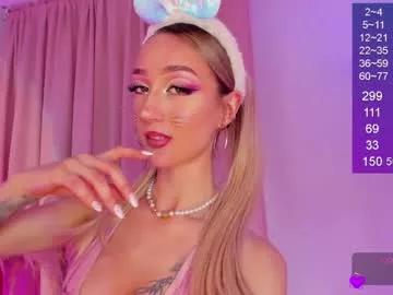 bella_white19 from Chaturbate