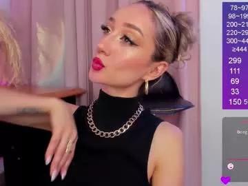 bella_white19 from Chaturbate