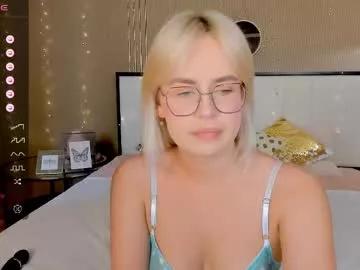bellatip from Chaturbate