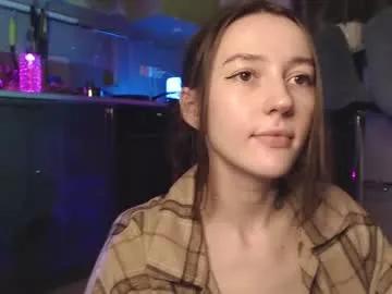 bellaward2 from Chaturbate
