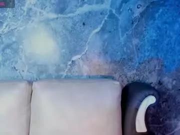 bellinda_21 from Chaturbate